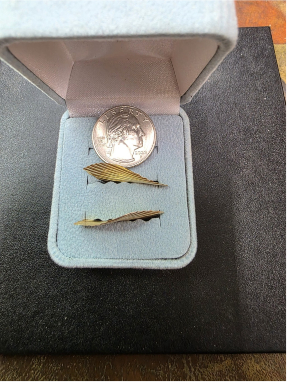 Vintage 14k Gold Ribbed Leaf Jacket/Enhancers 1.31g